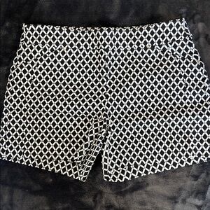 Stylish Black and White Women's INC Shorts
